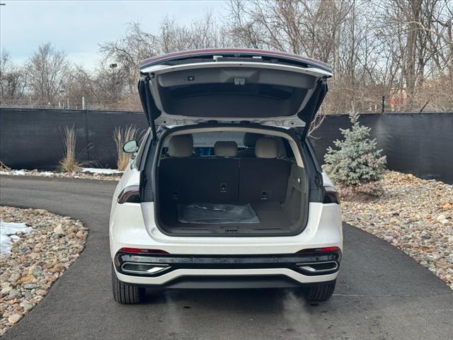 new 2025 Lincoln Nautilus car, priced at $63,355