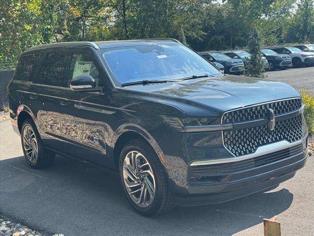 new 2025 Lincoln Navigator car, priced at $103,185