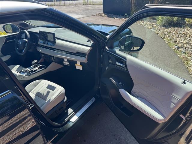 new 2025 Mitsubishi Outlander car, priced at $42,535