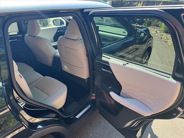 new 2025 Mitsubishi Outlander car, priced at $42,535