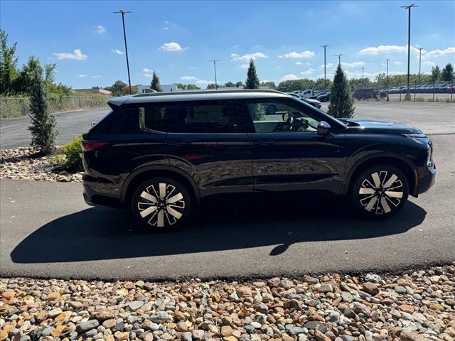 new 2025 Mitsubishi Outlander car, priced at $42,535