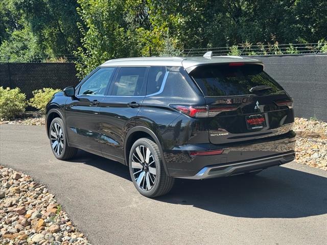 new 2025 Mitsubishi Outlander car, priced at $42,535