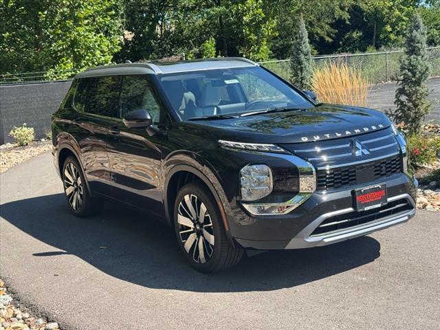 new 2025 Mitsubishi Outlander car, priced at $42,535