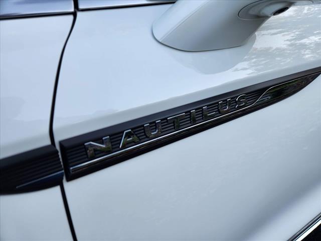 used 2020 Lincoln Nautilus car, priced at $31,900