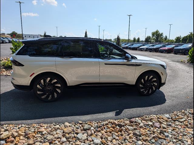 new 2024 Lincoln Nautilus car, priced at $63,860