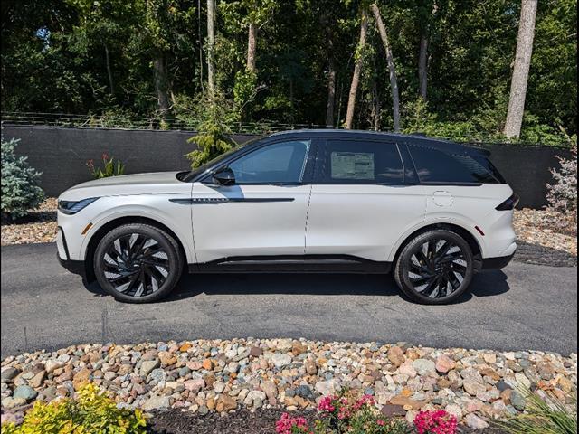 new 2024 Lincoln Nautilus car, priced at $63,860