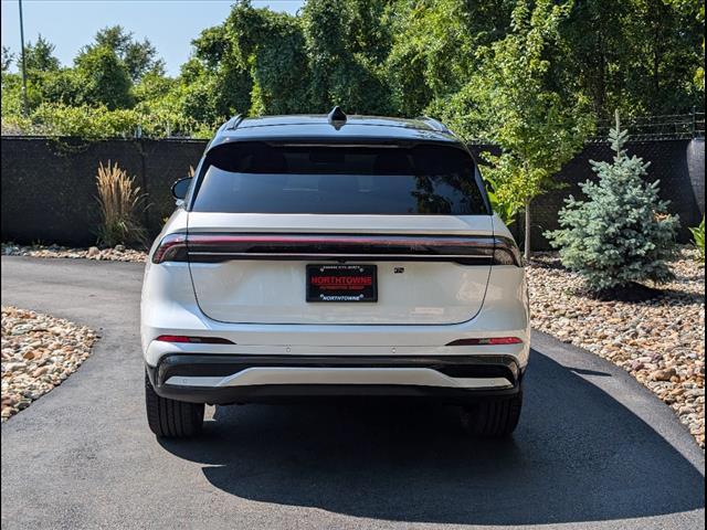 new 2024 Lincoln Nautilus car, priced at $63,860