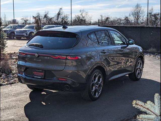 new 2024 Alfa Romeo Tonale car, priced at $58,645