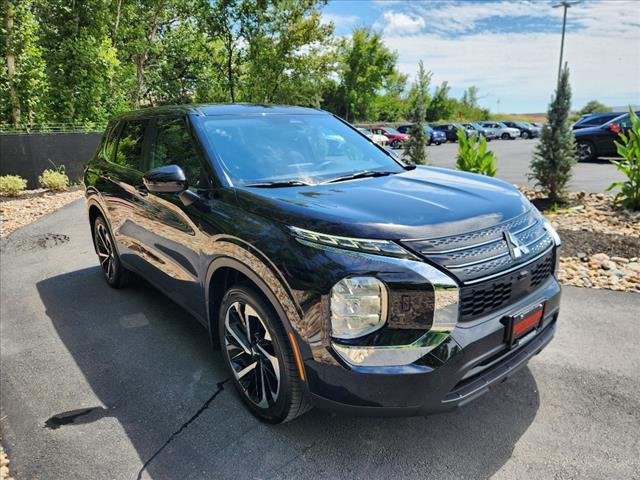 used 2022 Mitsubishi Outlander car, priced at $25,675