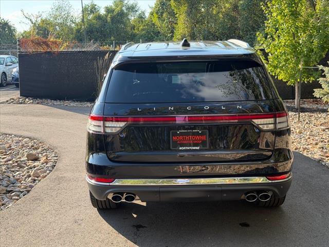 new 2025 Lincoln Aviator car, priced at $76,922