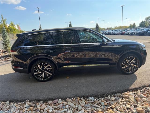 new 2025 Lincoln Aviator car, priced at $76,922