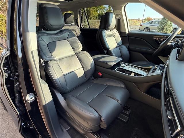 new 2025 Lincoln Aviator car, priced at $76,922