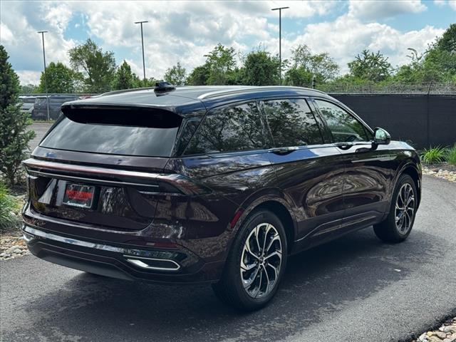 new 2025 Lincoln Nautilus car, priced at $62,614