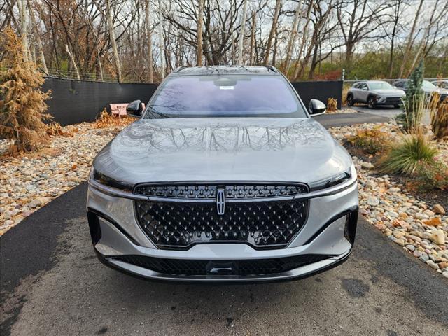 new 2025 Lincoln Nautilus car, priced at $68,455