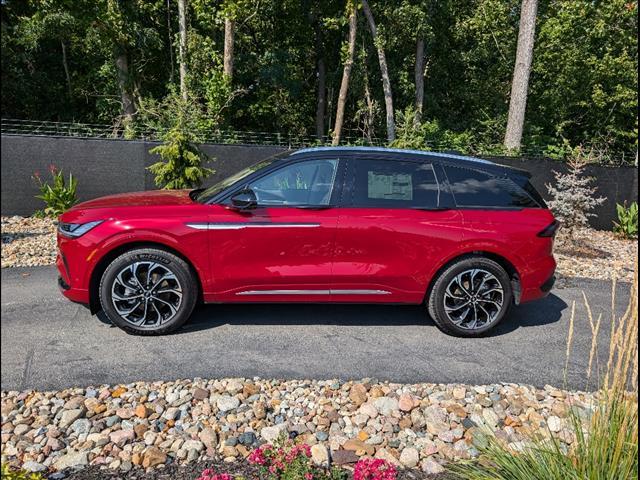 new 2024 Lincoln Nautilus car, priced at $61,210