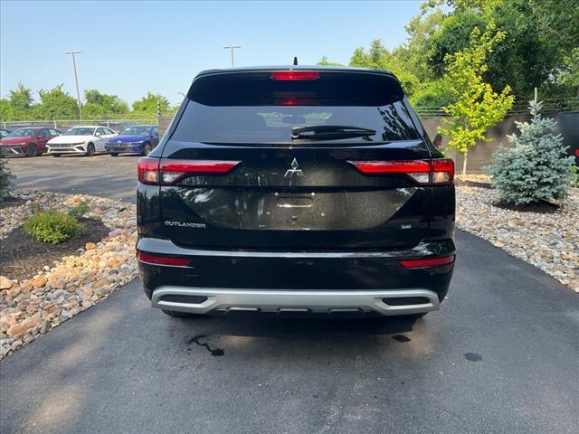 new 2024 Mitsubishi Outlander car, priced at $34,720