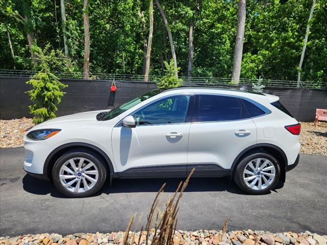 used 2022 Ford Escape car, priced at $28,900