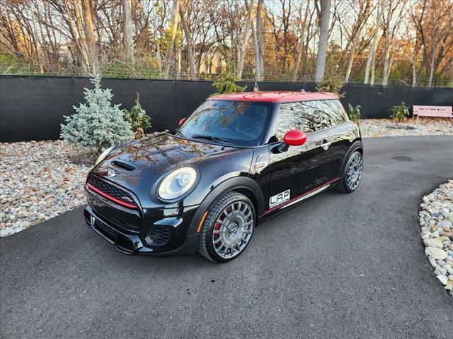 used 2018 MINI Hardtop car, priced at $18,274