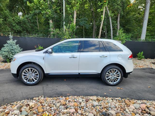 used 2014 Lincoln MKX car, priced at $15,900