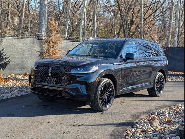 new 2025 Lincoln Aviator car, priced at $76,100