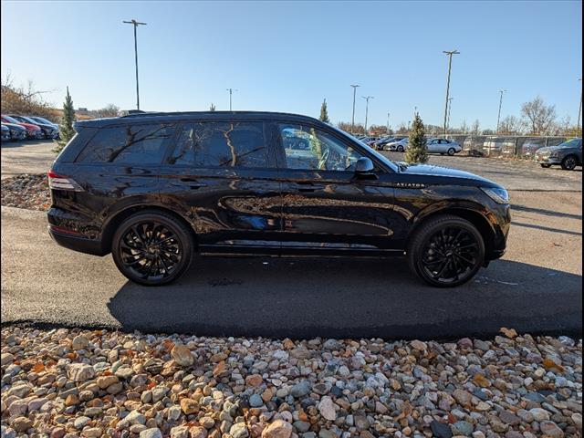 new 2025 Lincoln Aviator car, priced at $76,100