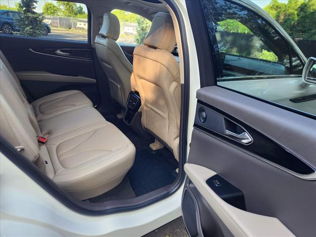 used 2022 Lincoln Nautilus car, priced at $41,900