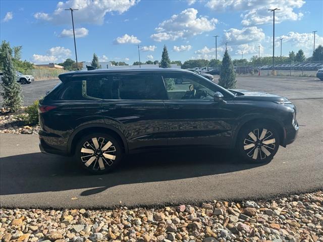 new 2025 Mitsubishi Outlander car, priced at $35,095