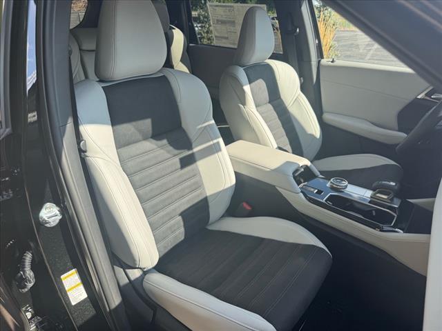 new 2025 Mitsubishi Outlander car, priced at $35,095