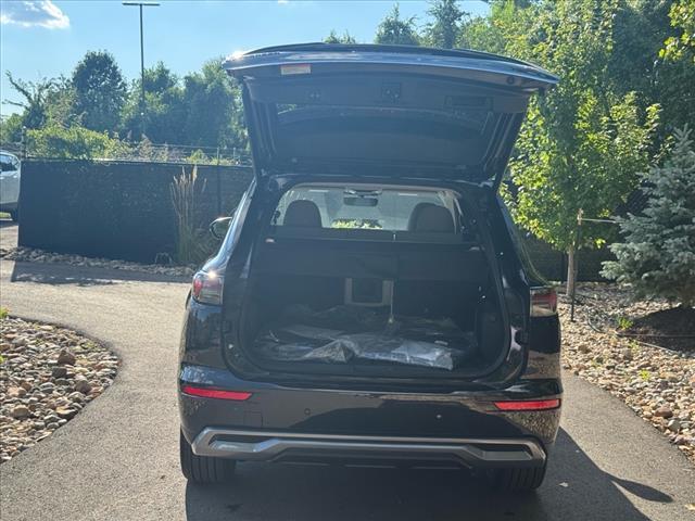 new 2025 Mitsubishi Outlander car, priced at $35,095