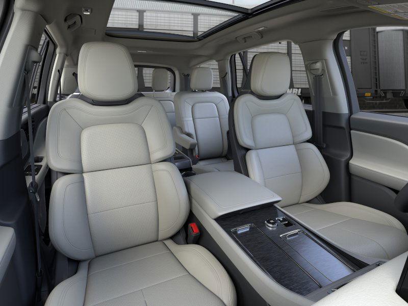 new 2025 Lincoln Aviator car, priced at $80,465
