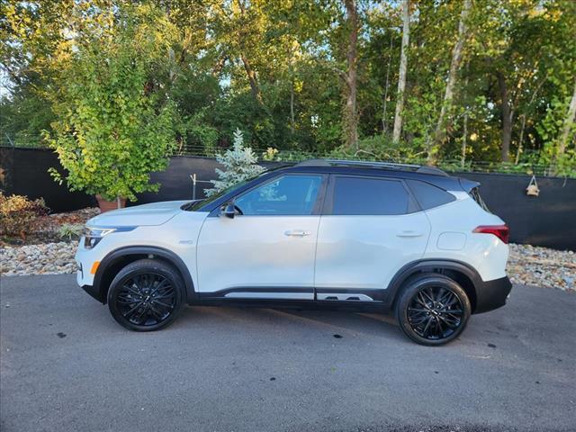used 2023 Kia Seltos car, priced at $22,900