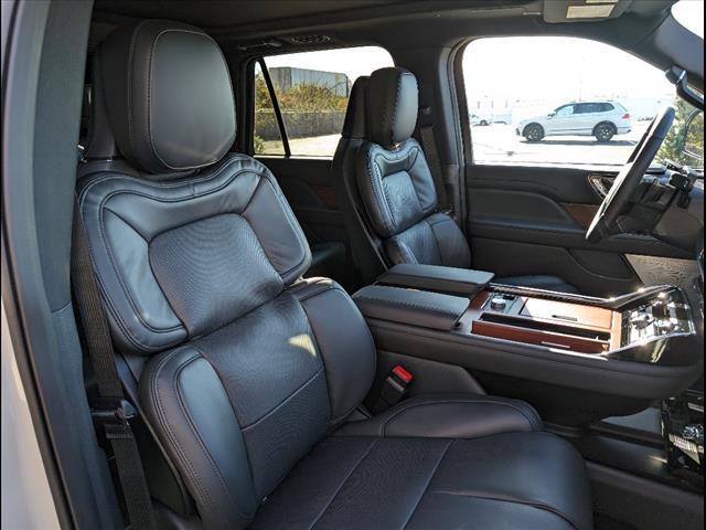 new 2024 Lincoln Navigator car, priced at $102,744
