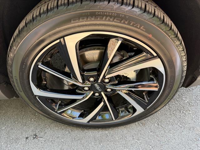 new 2025 Lincoln Corsair car, priced at $57,043