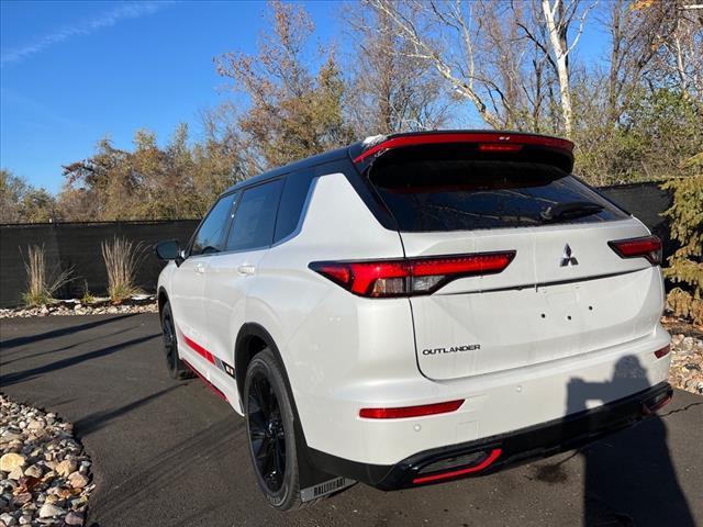 new 2024 Mitsubishi Outlander car, priced at $33,700