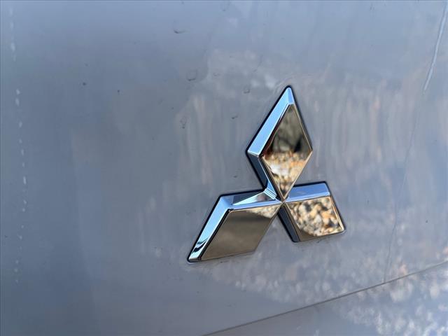 new 2024 Mitsubishi Outlander car, priced at $33,700