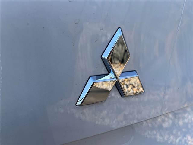 new 2024 Mitsubishi Outlander car, priced at $33,700