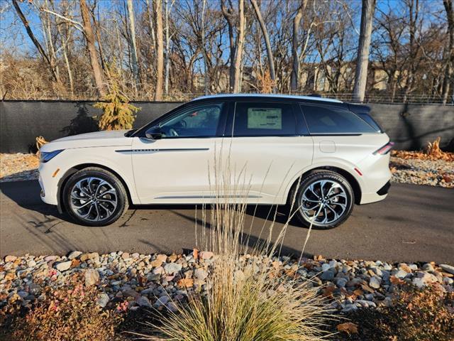 new 2024 Lincoln Nautilus car, priced at $63,650