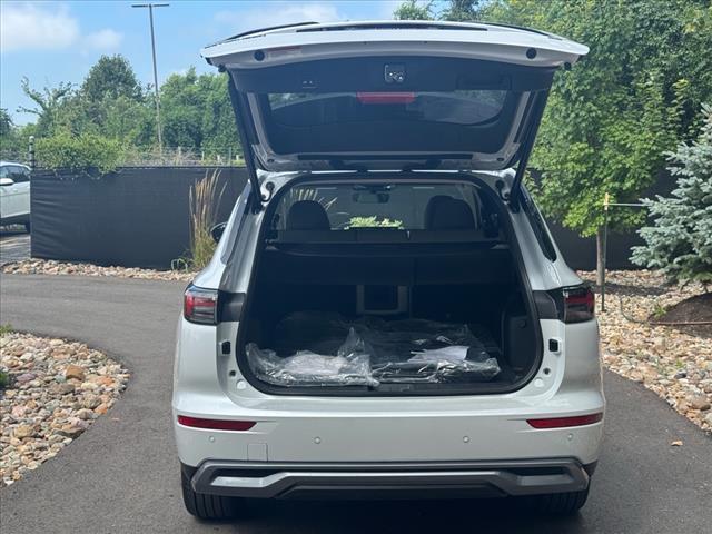 new 2025 Mitsubishi Outlander car, priced at $35,095