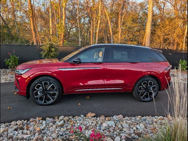 new 2024 Lincoln Nautilus car, priced at $60,330