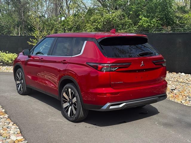 new 2025 Mitsubishi Outlander car, priced at $37,380