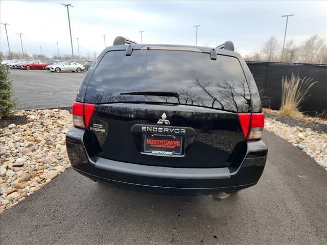 used 2008 Mitsubishi Endeavor car, priced at $7,900