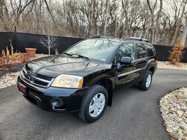 used 2008 Mitsubishi Endeavor car, priced at $7,900