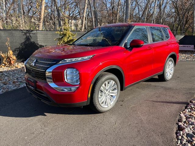 new 2024 Mitsubishi Outlander car, priced at $27,655