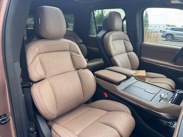 new 2025 Lincoln Navigator L car, priced at $123,730