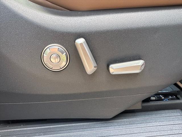 new 2025 Lincoln Navigator L car, priced at $123,730