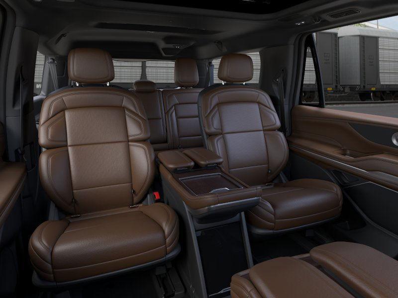 new 2025 Lincoln Navigator L car, priced at $110,075