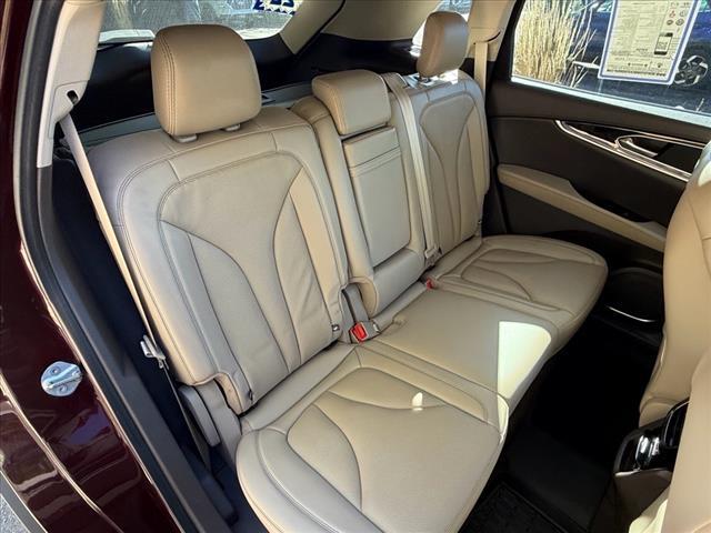 used 2022 Lincoln Nautilus car, priced at $39,900