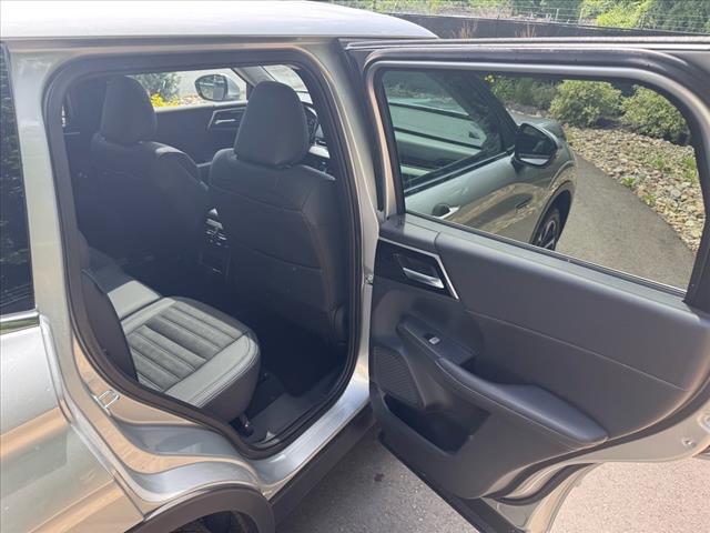 new 2025 Mitsubishi Outlander PHEV car, priced at $46,370