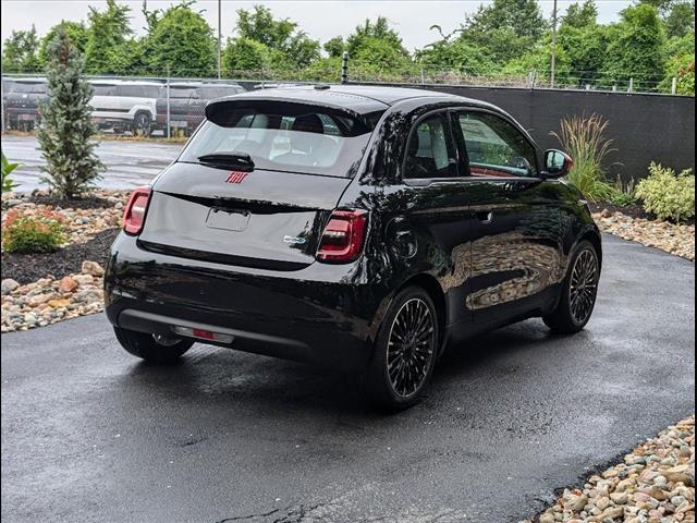 new 2024 FIAT 500e car, priced at $34,095