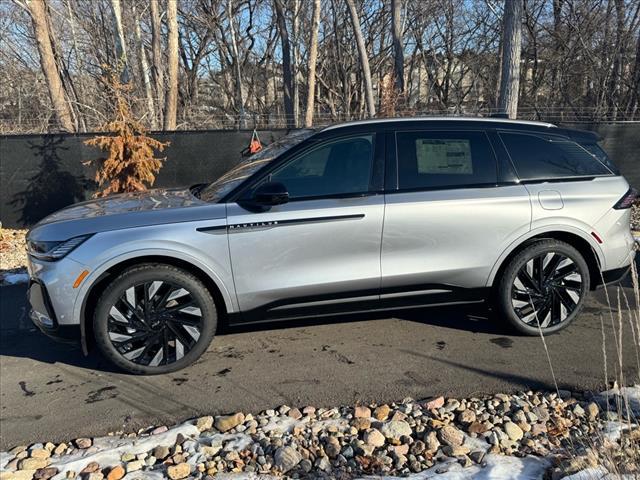 new 2024 Lincoln Nautilus car, priced at $62,598